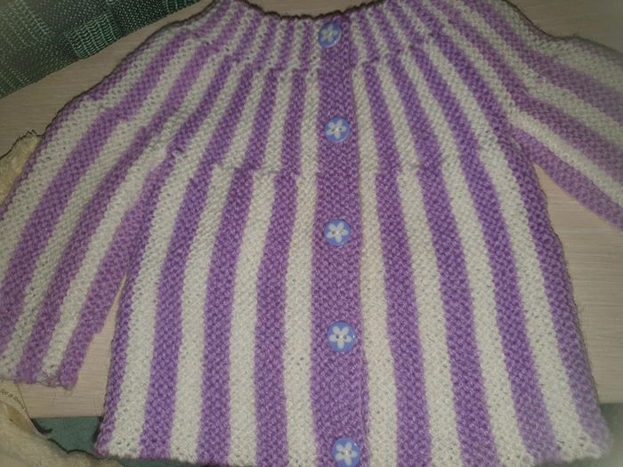 Panier cadeau Layette prema lilas et blanc - photo numéro 9