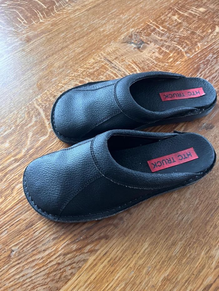 HTC Chaussures Clack en cuir noires,  Pointure 40 - photo numéro 2