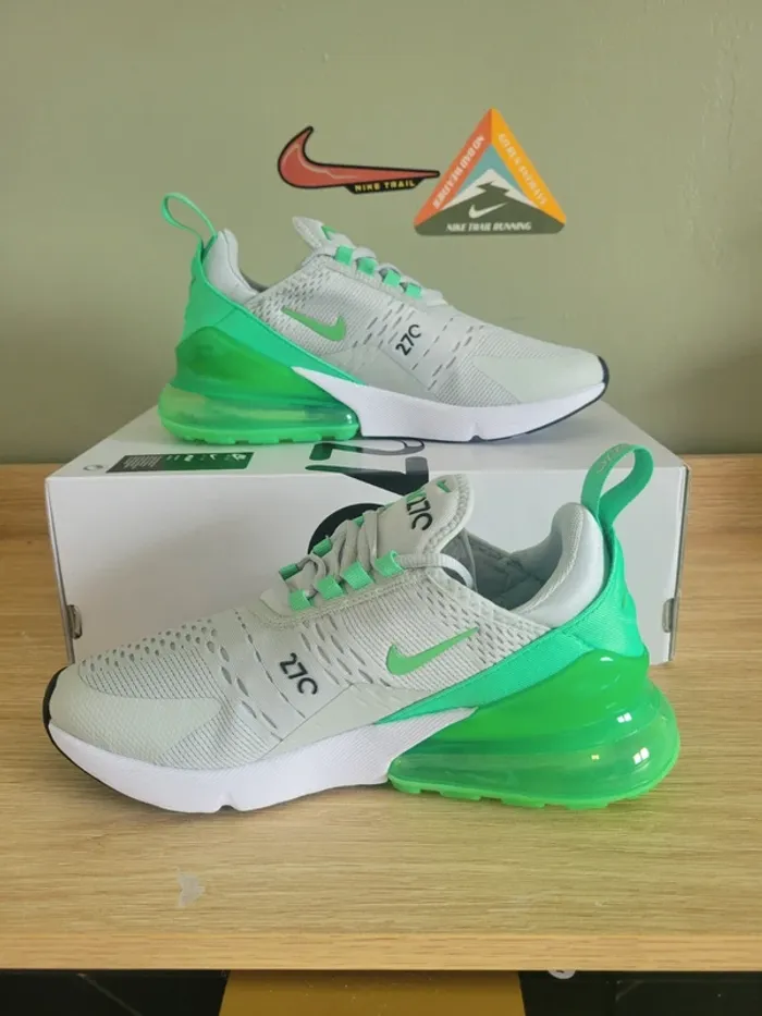 Nike Air Max 270 T38,5 100% Authentique - photo numéro 3