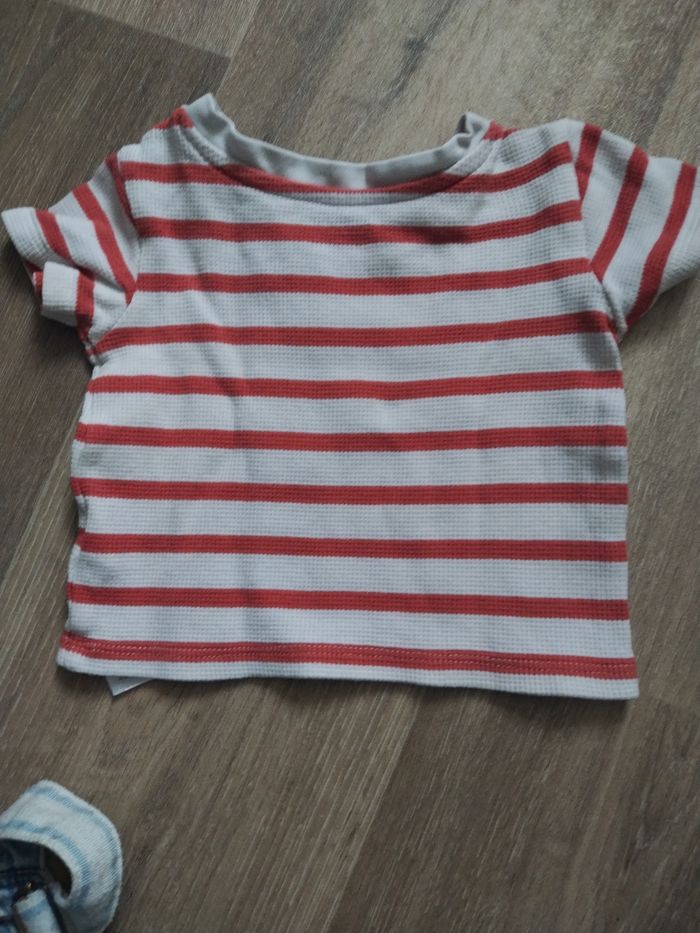 Ensemble tee shirt et salopette short - photo numéro 4