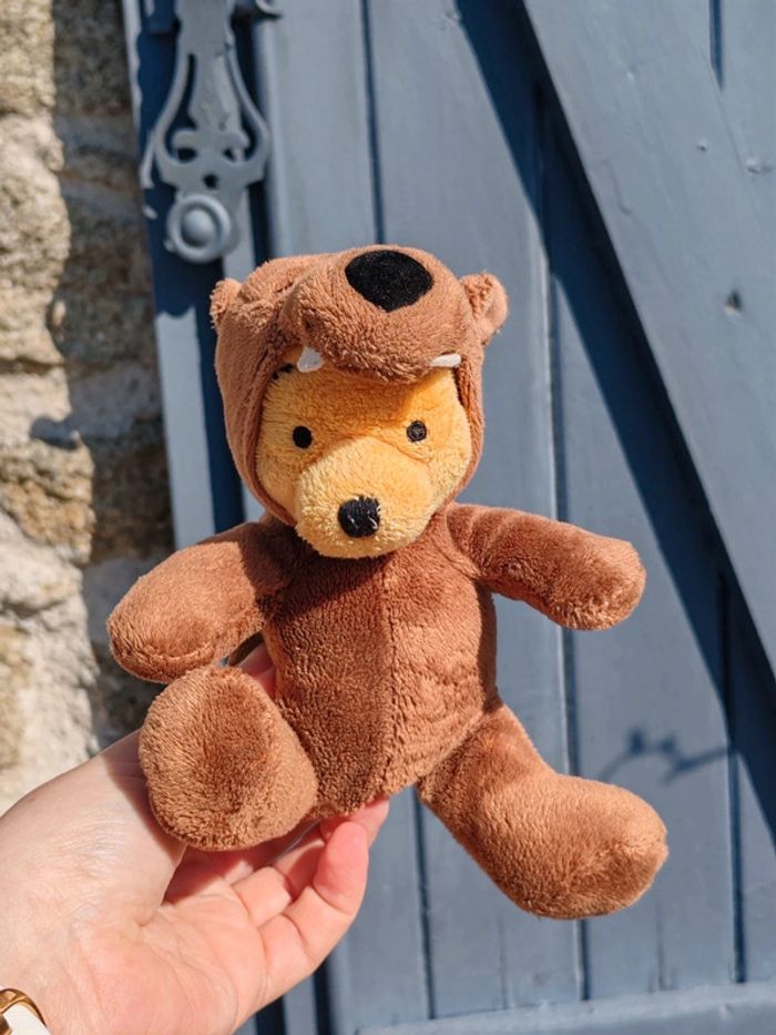Peluche Winnie l'ourson deguisé en ours brun - photo numéro 2
