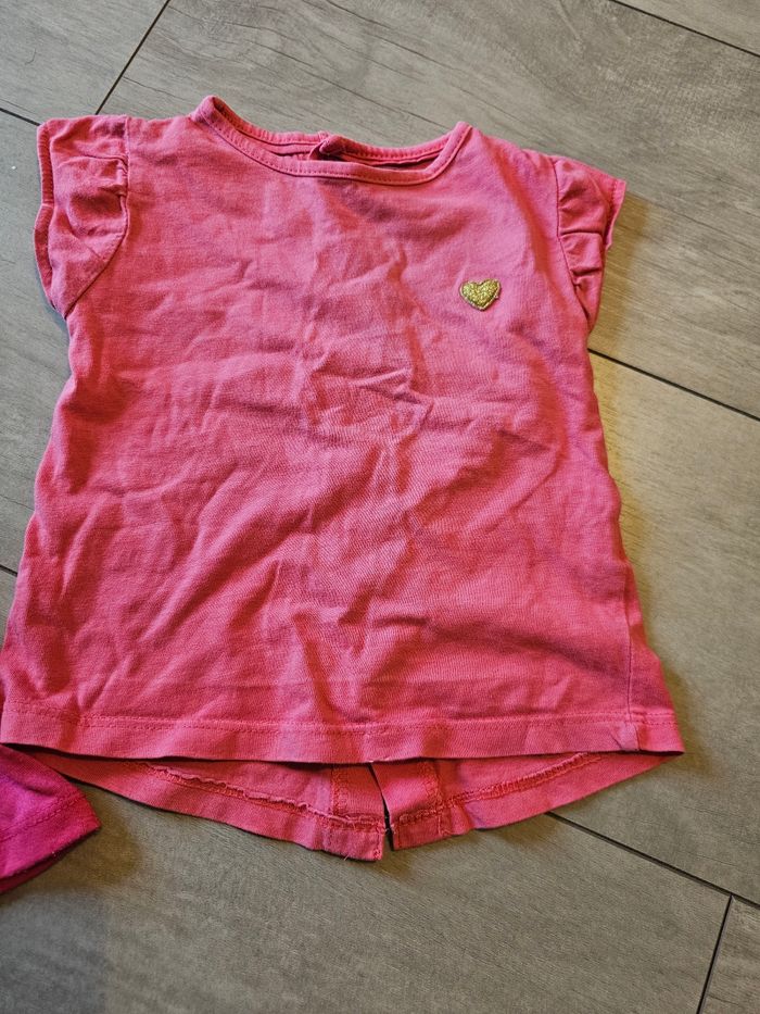 Lot 2 tshirt manche court et 1 short - photo numéro 3