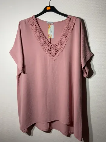 Blouse col V en dentelle femme taille unique (48-54)- rzfashion - neuve avec étiquette