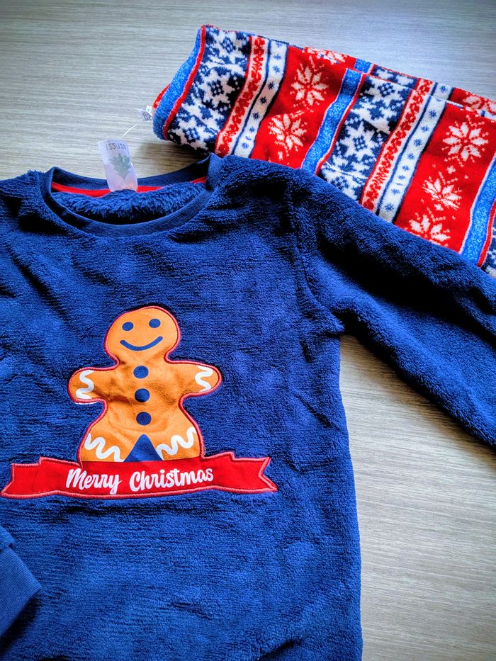 Ensemble pyjama 2 pièces polaire Noel enfant 122/128 cm - photo numéro 2