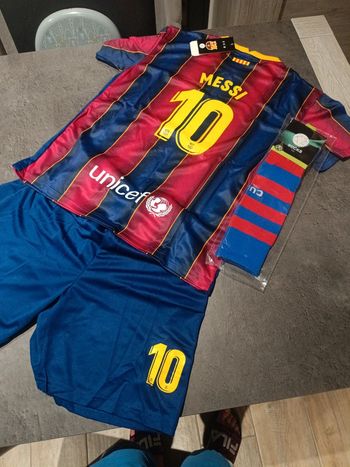 Tenue football Léo Messi FC Barcelone t.30