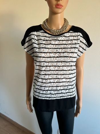 Blouse noire et blanche avec dentelle Morgan taille 40 jamais portée