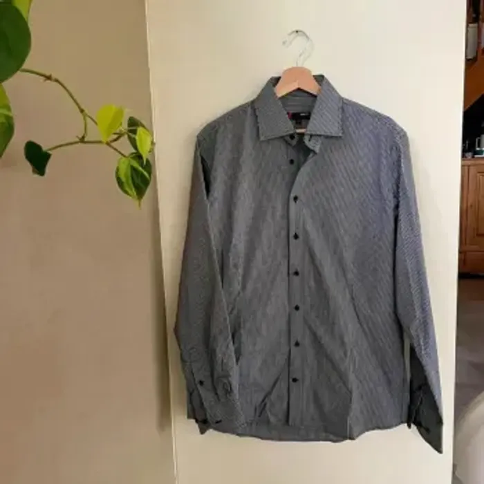 Chemise homme L rayée noire et blanche coupe slim fit, manches longues col classique V031