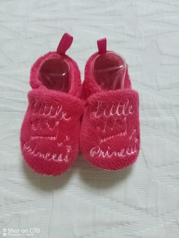 Kiabi chaussons pantoufles fushia
