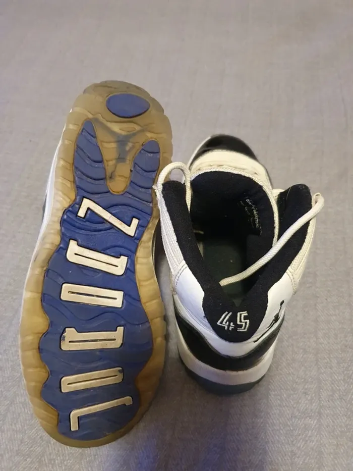 Air Jordan 11 enfant - photo numéro 6