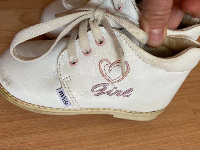 Jolie paire de bottines en cuir blanc T. 23 fille - photo numéro 7