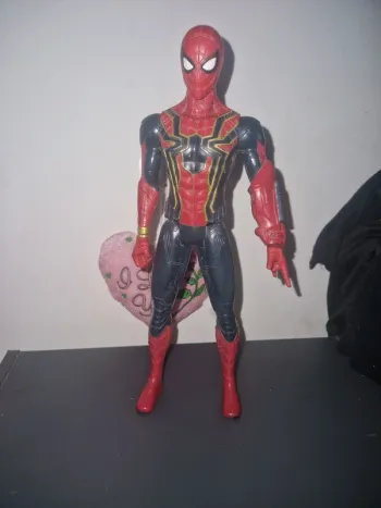 Figurine hasbro spiderman