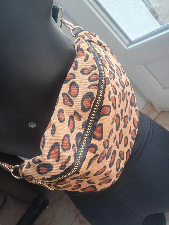 Sac banane léopard femme neuf - photo numéro 2