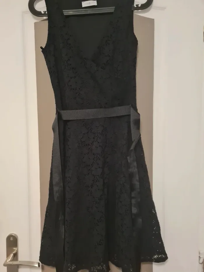 robe noire été