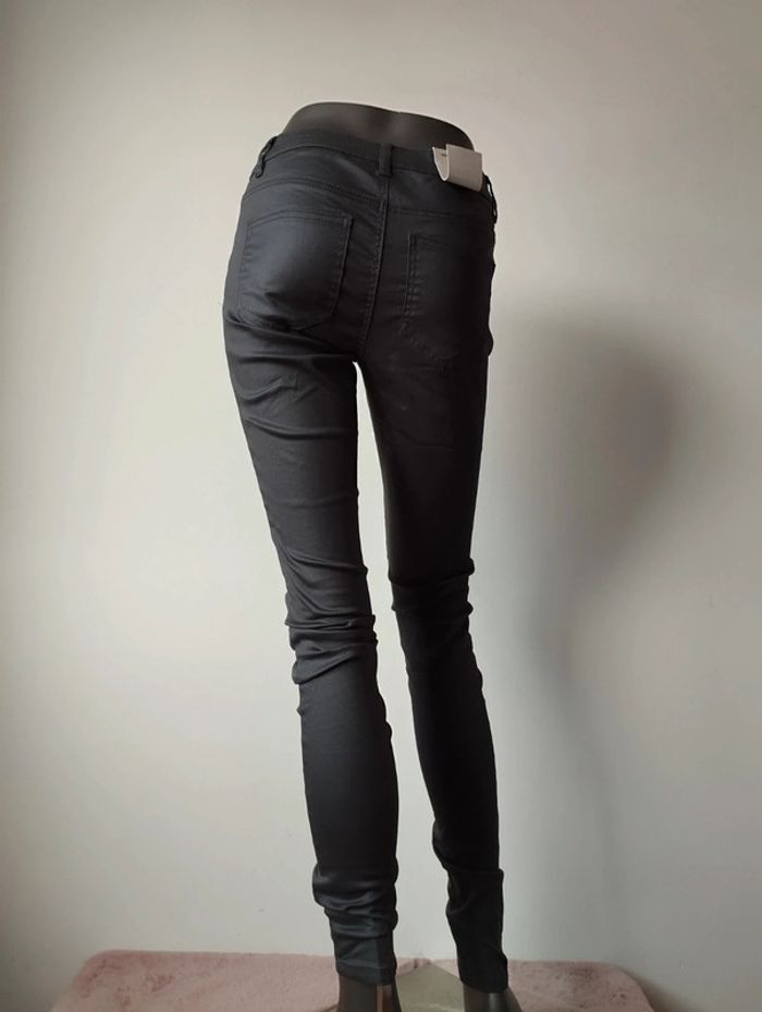 Pantalon gris foncé Seven Vero Moda taille 27/34 - photo numéro 3