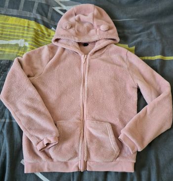 Gilet en pilou avec capuche et oreilles