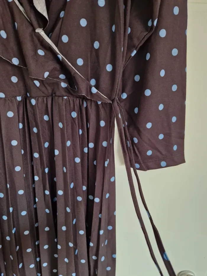 Robe courte Asos Design taille 40 - photo numéro 3