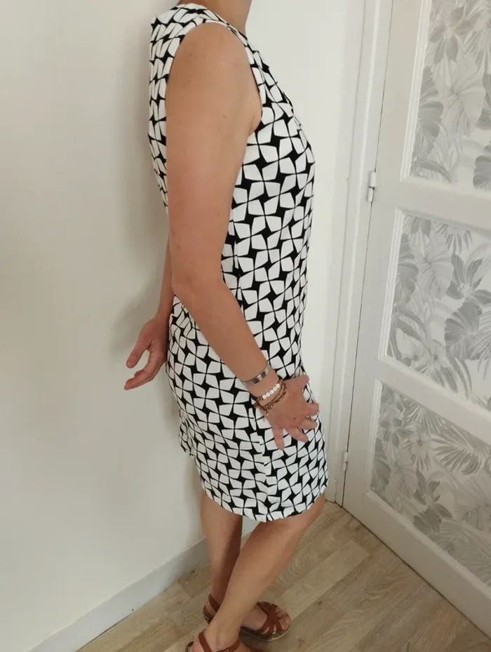 Robe blanche imprimée - photo numéro 2