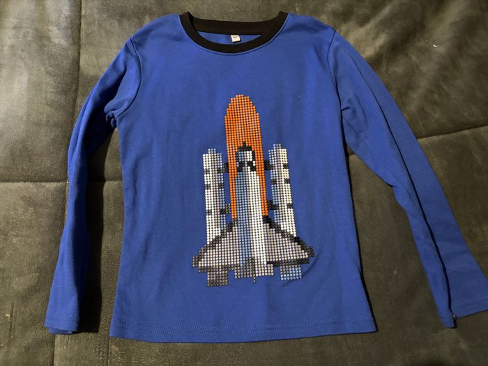 T-shirt manches longues fusée bleu dur 8 ans