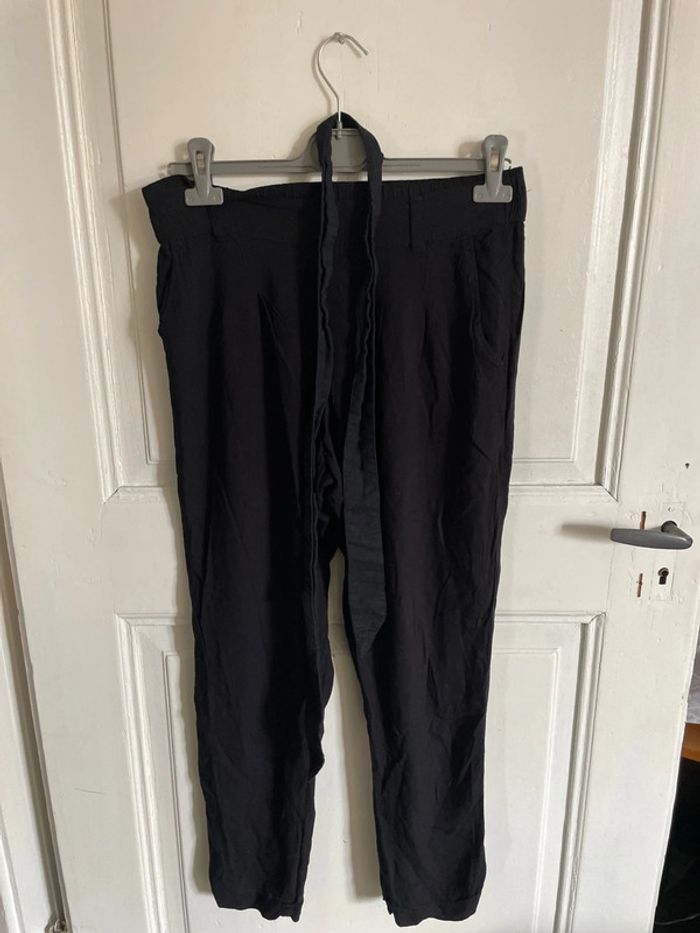 Pantalon noir fluide 42
