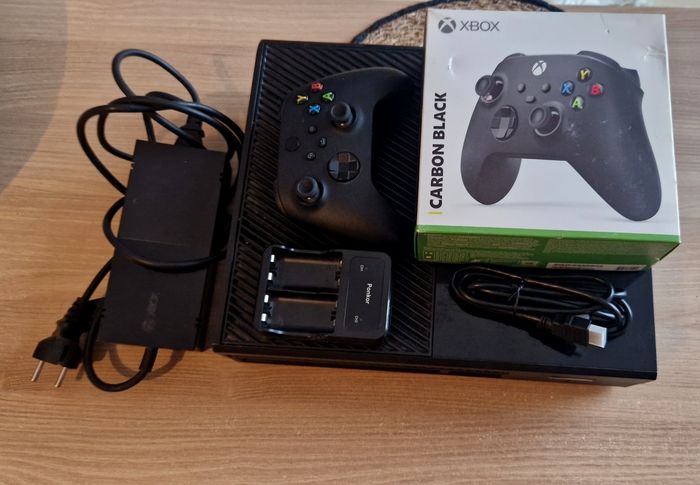 Console Microsoft Xbox One Xbox One 500Go Noire Manette Carbon Black - photo numéro 5