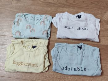 Lot 4 pyjamas légers 1 mois mixte 