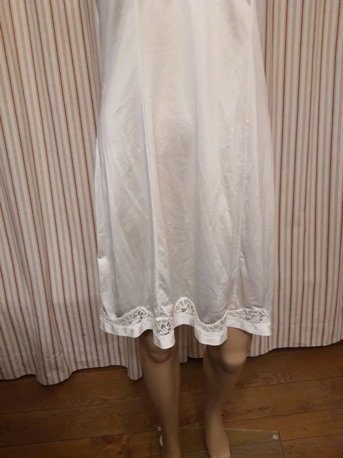 Jolie Nuisette blanche/créme Valisere eu 40 - photo numéro 3