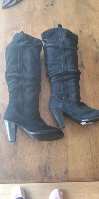 Bottes hautes daim Etam