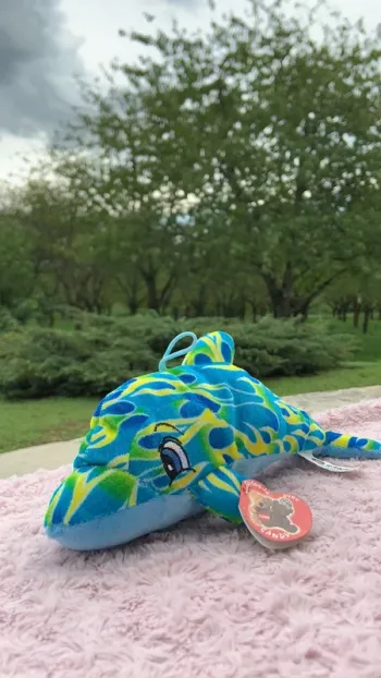 peluche dauphin