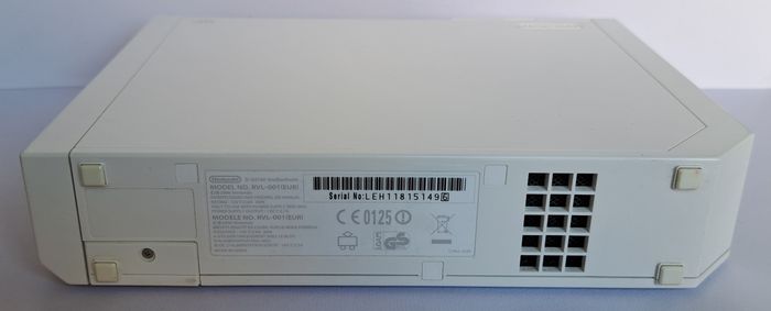 Console seule Nintendo Wii PAL semi fonctionnelle (1496) - photo numéro 4