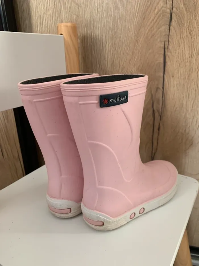 Jolies bottes de pluie méduse pointure 25 - photo numéro 2