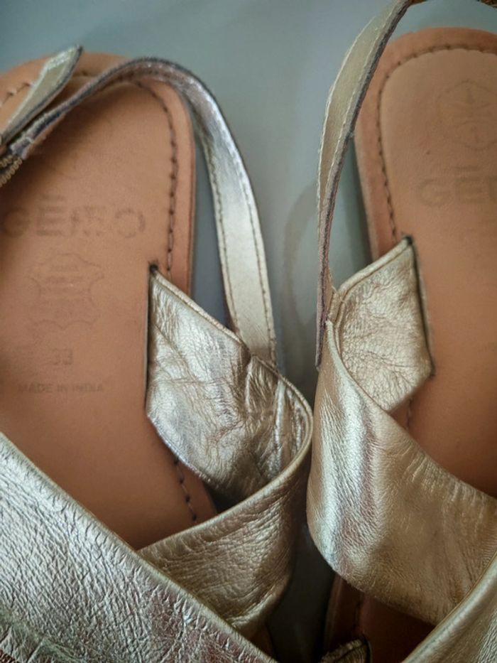 Sandales doré taille 33 - photo numéro 2