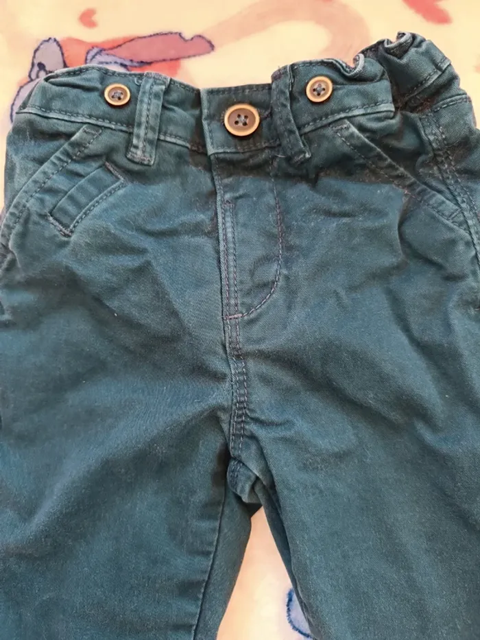 Jeans bleu Kiabi taille 9m - photo numéro 2