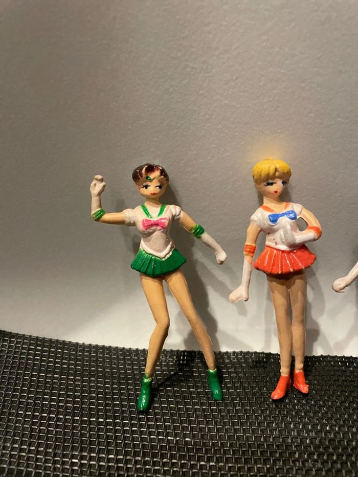 Sailor moon lot 3 figurines PVC vintages sailors Venus Mercury et Pluto pluton - photo numéro 2