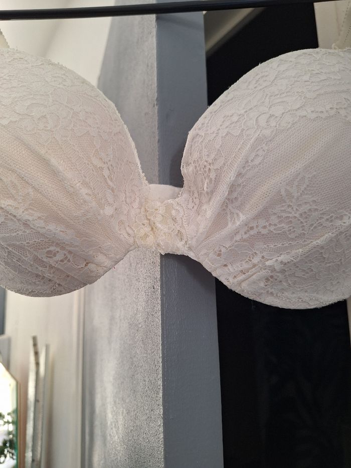 Soutiens-gorge - photo numéro 2