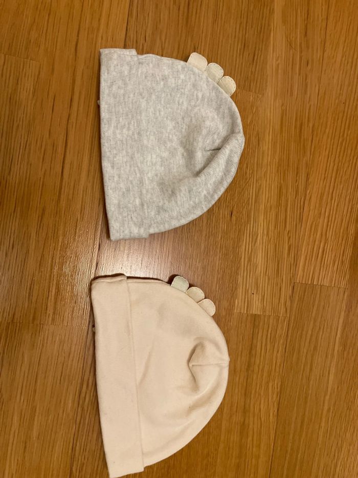 Lot de 2 bonnets neufs SHEIN taille 3-6 mois - photo numéro 4