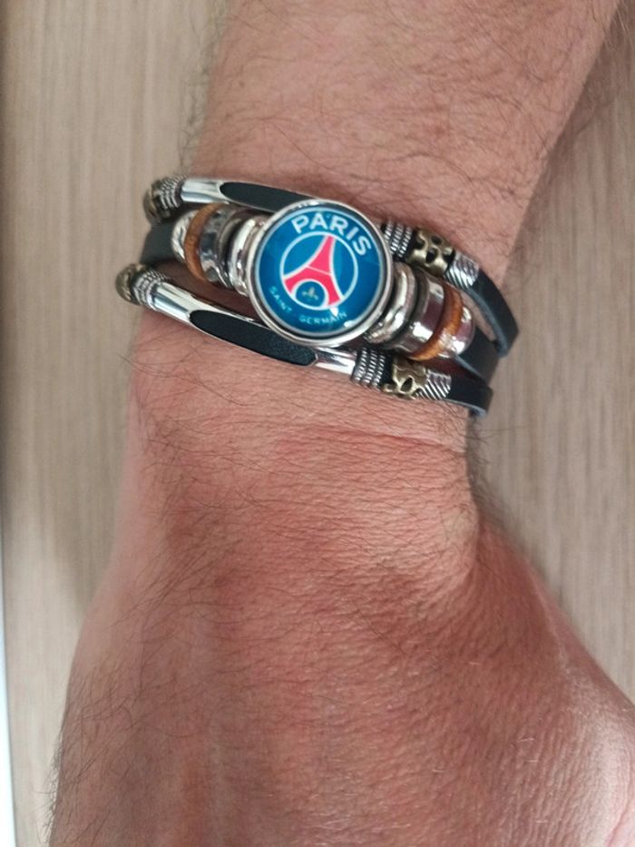 Bracelet cuir 3 rangs PSG Paris Saint-Germain - photo numéro 2