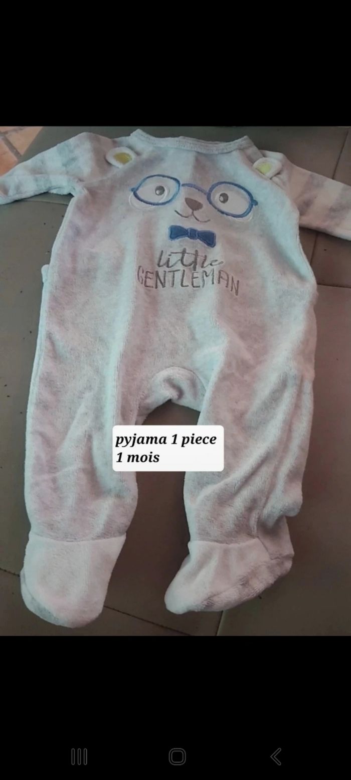 Pyjama 1 mois
