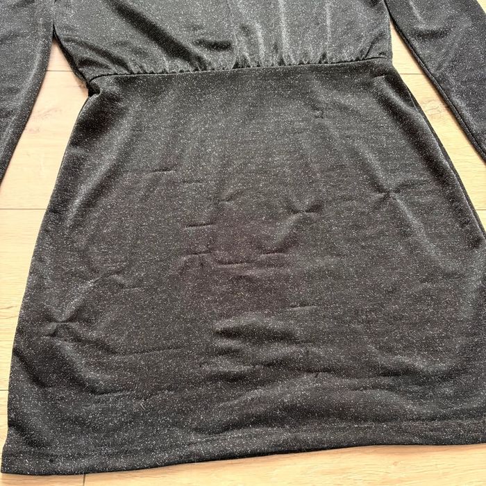 Robe noire pailletée Primark T42 – jamais portée - photo numéro 4