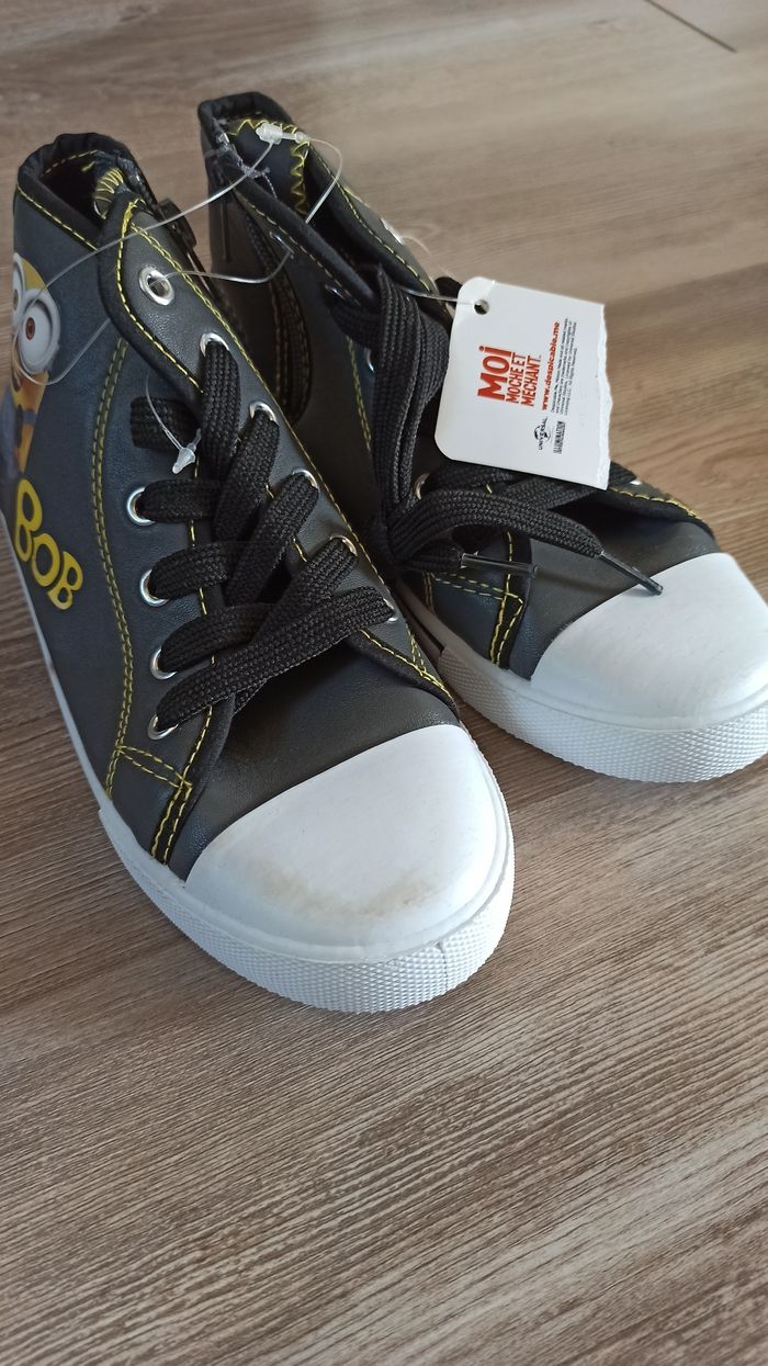 Baskets lacets minions garçon 32 neuve - photo numéro 6