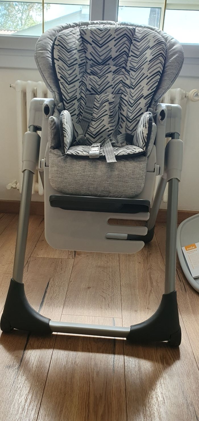 Chaise haute NEUVE joie - photo numéro 4