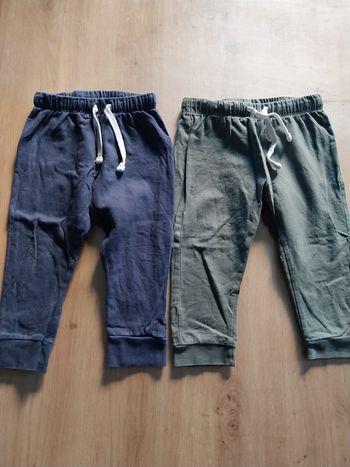 Lot pantalons jogging 2 ans