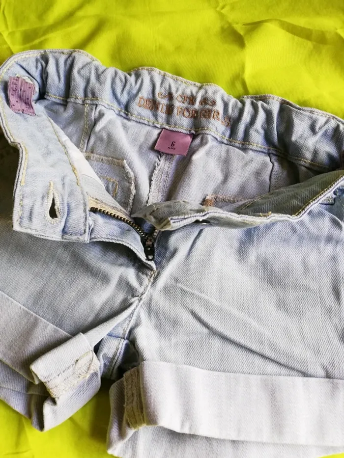 Short jeans clair fille - photo numéro 3