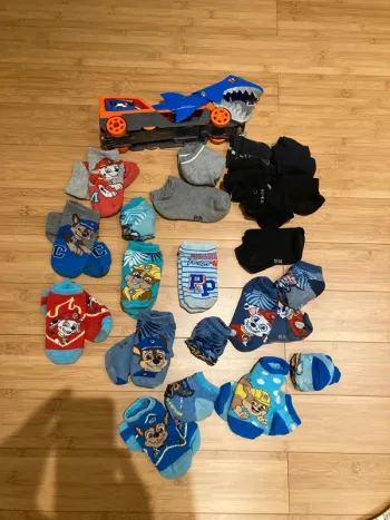 P31/34 - 25 Paires de chaussettes modèle socquette