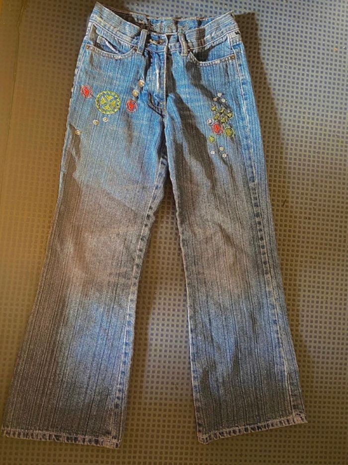 Pantalon large avec broderie