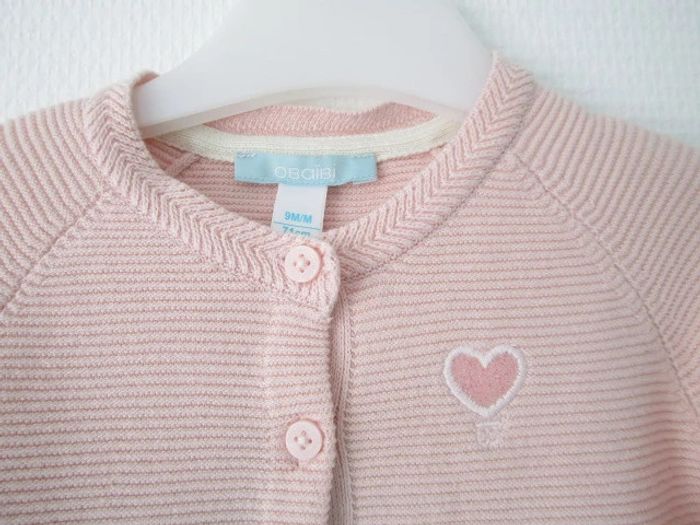 Gilet rose Obaïbi 9 mois NEUF - photo numéro 3