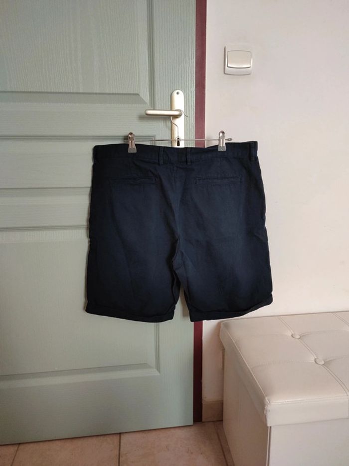 Short style Chino bleu marine taille 46 - photo numéro 2