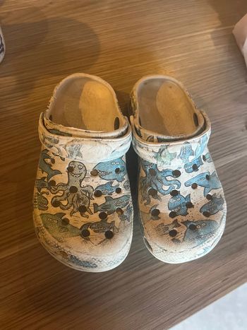 Sabot style crocs 30