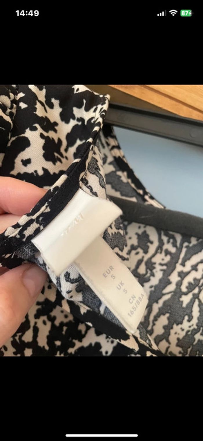 Belle robe imprimé noir et blanc taille S - photo numéro 4