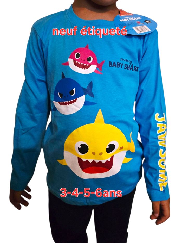 T-shirt manches longues baby shark turquoise