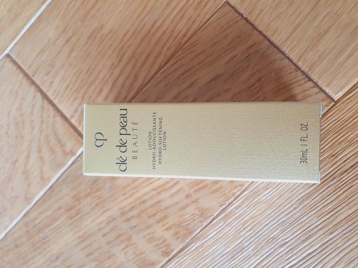 Lotion Hydro-adoucissante "Clé de Peau Beauté" 30 ml Neuf dans boite. - photo numéro 2